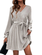 Robe en velours HOTOUCH pour femme, robe portefeuille formelle à col en V avec ceinture, robe à manches longues en velours, robe de soirée, robe de club d'hiver, robes de cocktail formelles, grise, grande taille.