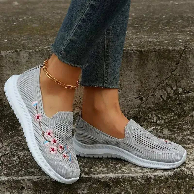 Baskets mesh respirant Beautysky avec broderie florale et semelle blanche, parfaites pour un style décontracté