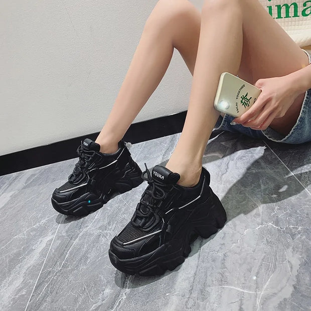 Baskets plateforme femme Beautysky en noir avec semelles épaisses pour un style moderne et tendance