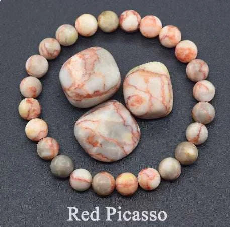 Bracelet pierre améthyste avec perles rondes et pierres sculptées Red Picasso en décoration