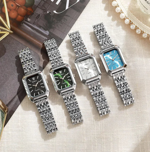 Montre femme rectangulaire, bracelet en acier, cadran