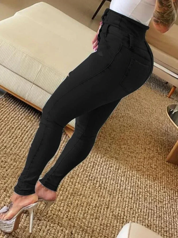 Jean déchiré taille haute Beautysky en noir, avec une coupe ajustée et moderne pour un look tendance
