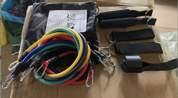 Kit bandes résistance entraînement avec élastiques multicolores et accessoires de maintien pour musculation