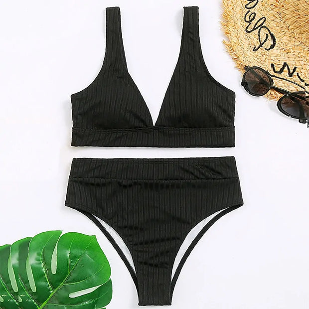 Maillot de bain taille haute.