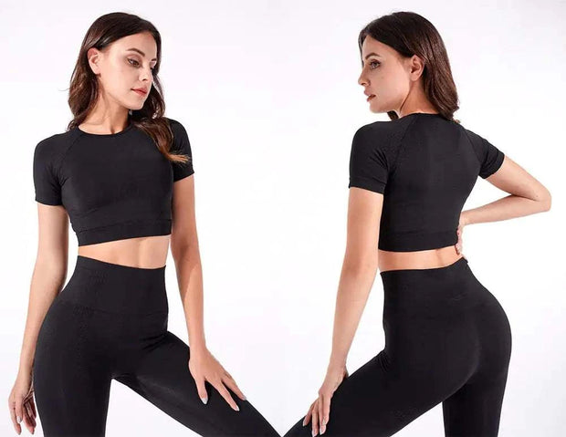 Ensemble de yoga pour femmes.