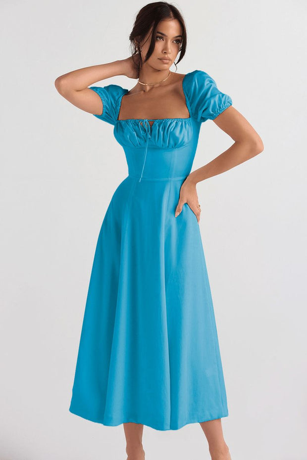 Robe élégante femme bleue à manches courtes et col carré signée Beautysky