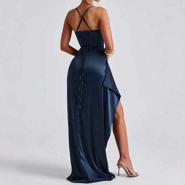 Robe satin fendue élégante de Beautysky avec dos nu et détails en dentelle pour une allure chic