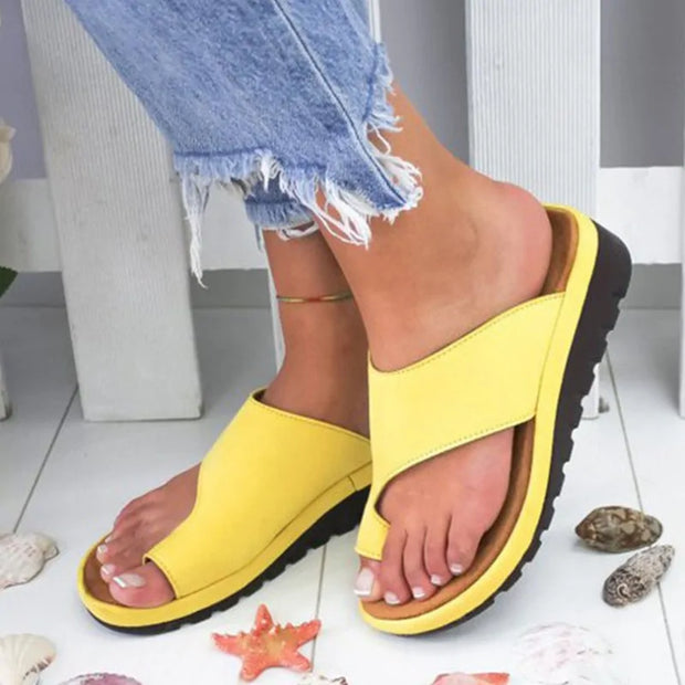 Sandales confortables été jaunes avec semelle épaisse, parfaites pour les journées ensoleillées
