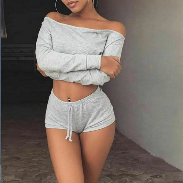 Tenue fitness 2 pièces Beautysky, débardeur respirant et short léger pour confort et style.