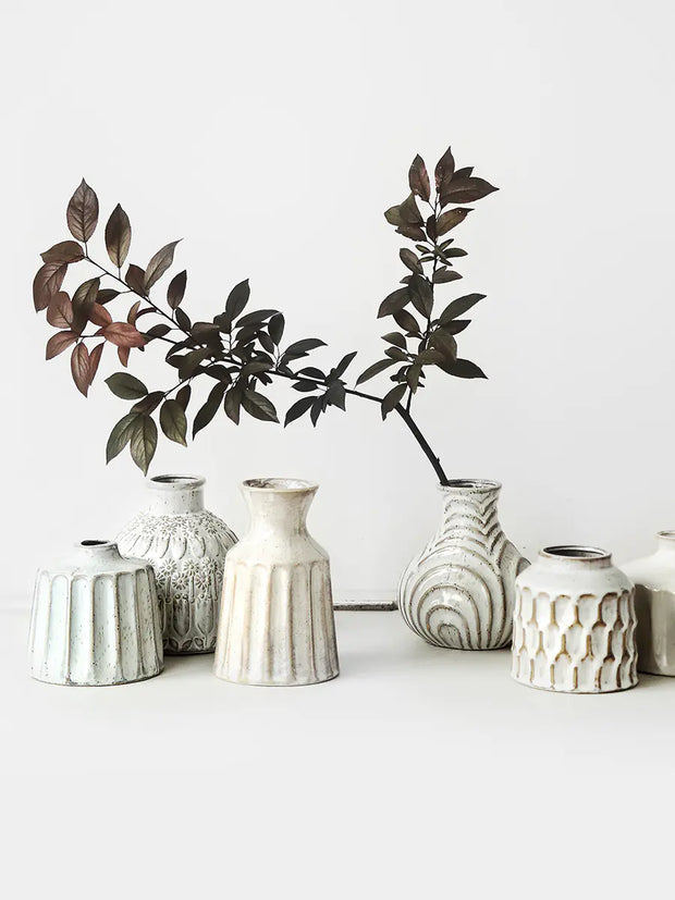 Vases en céramique décoratifs variés, idéal pour un vase rustique pour fleurs