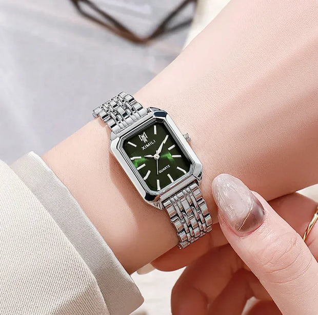 Montre féminine carrée avec bracelet en acier, cadran vert, style élégant