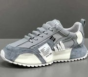 Chaussures décontractées.